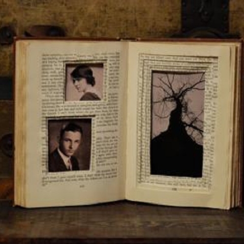 Don’t throw away your old book, instead proudly put in on display by turn that old forgotten book into a picture frame. 